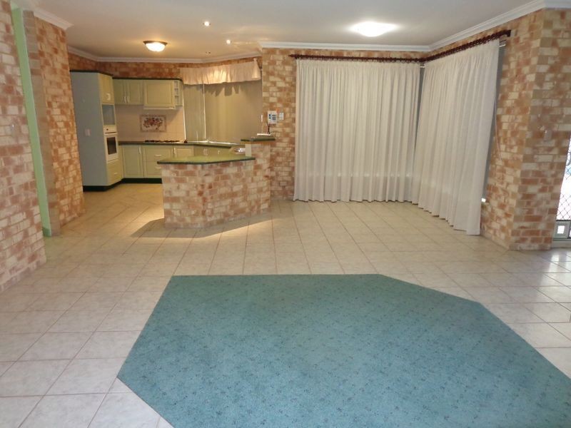 16 Karrul Way, Greenfields WA 6210