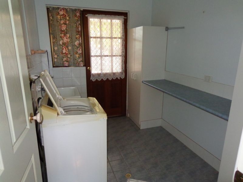 16 Karrul Way, Greenfields WA 6210