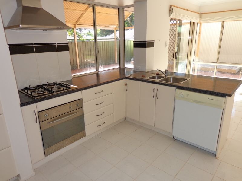 17 Cassilas Court, Greenfields WA 6210