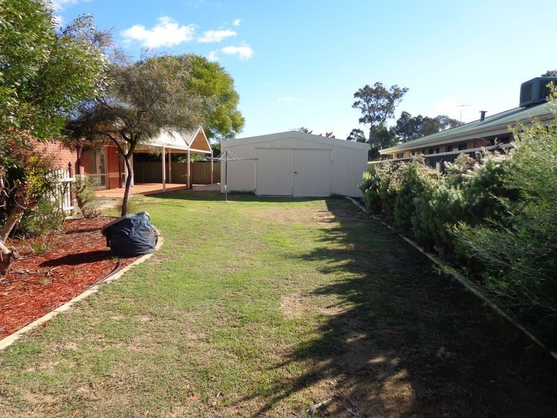 17 Cassilas Court, Greenfields WA 6210