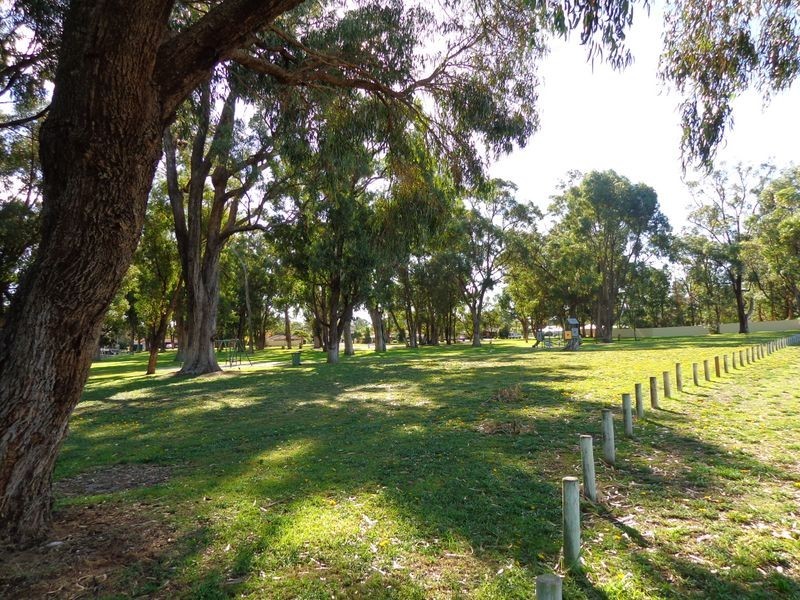 17 Cassilas Court, Greenfields WA 6210