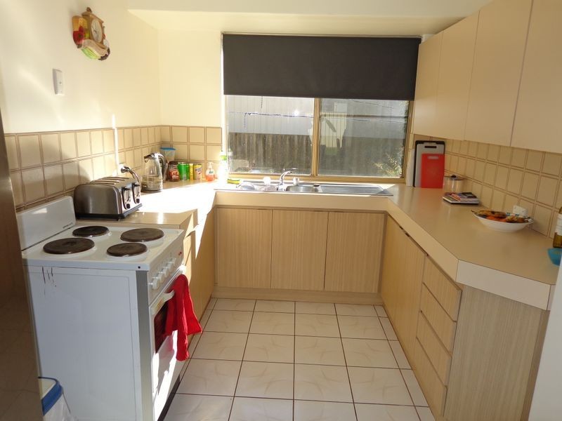 11 Lochinvar Street, Madora Bay WA 6210