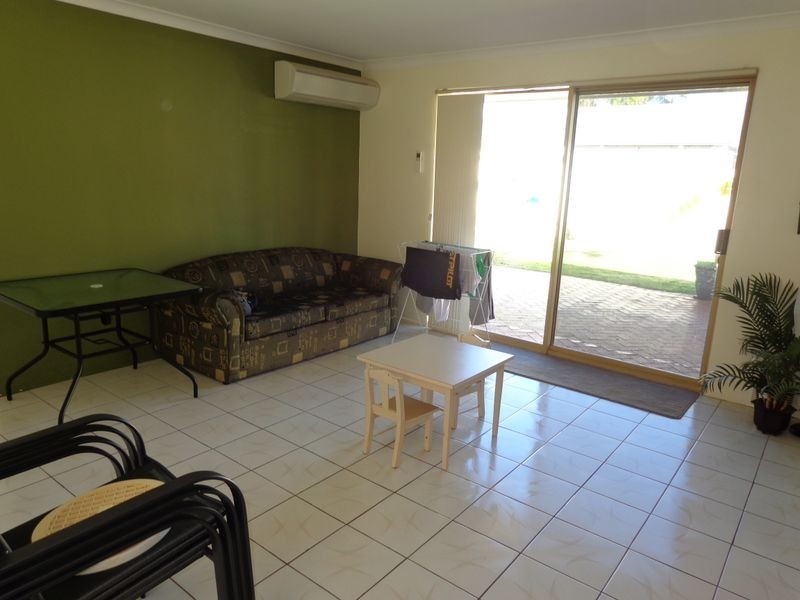 11 Lochinvar Street, Madora Bay WA 6210