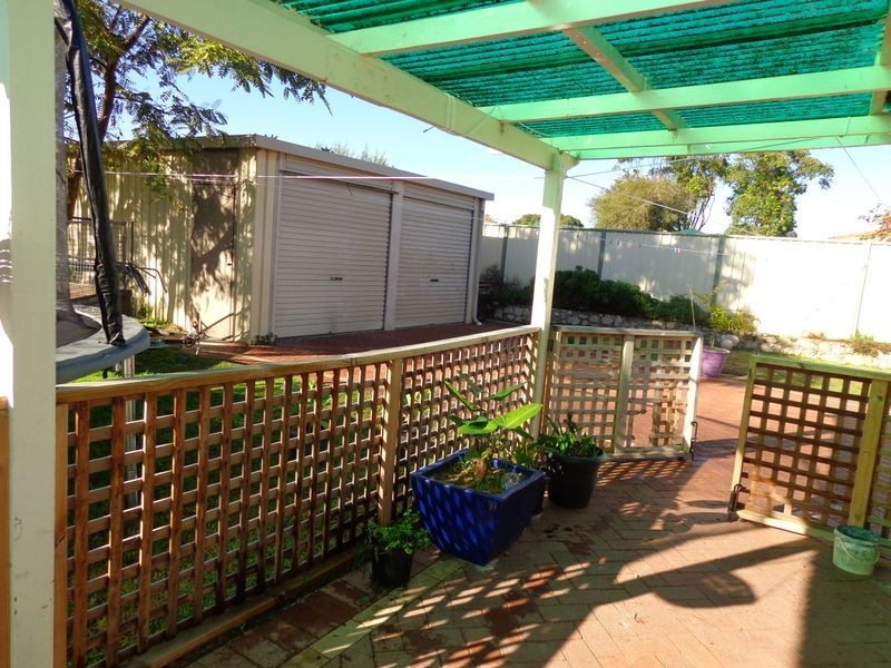 11 Lochinvar Street, Madora Bay WA 6210