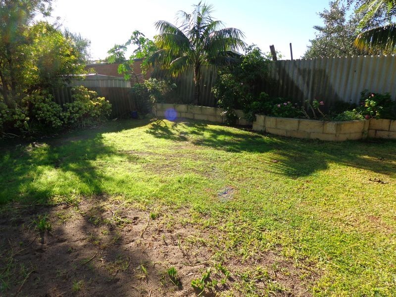 11 Lochinvar Street, Madora Bay WA 6210