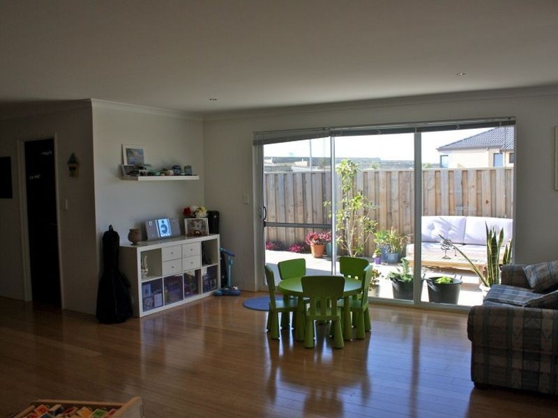 299 Peelwood Parade, Halls Head WA 6210