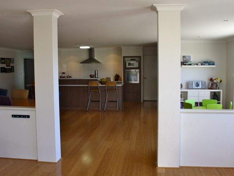 299 Peelwood Parade, Halls Head WA 6210