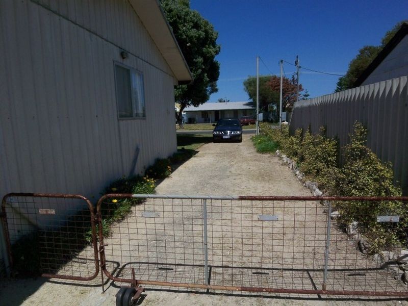 8 Selene Way, San Remo WA 6210