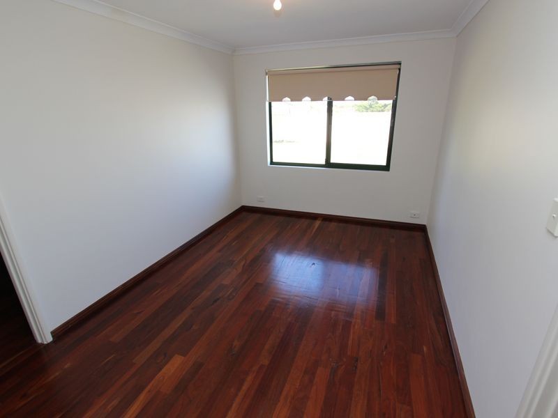 6 Scarab Court, Halls Head WA 6210