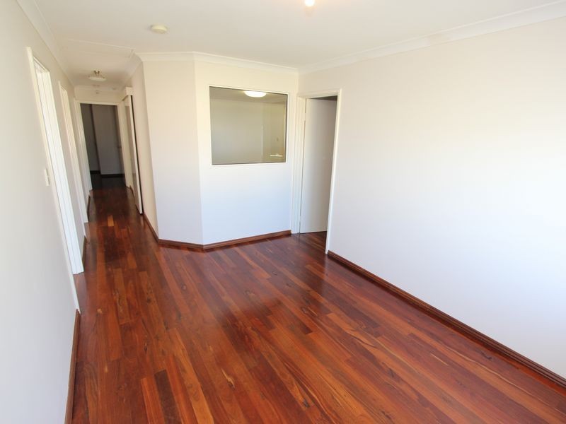 6 Scarab Court, Halls Head WA 6210