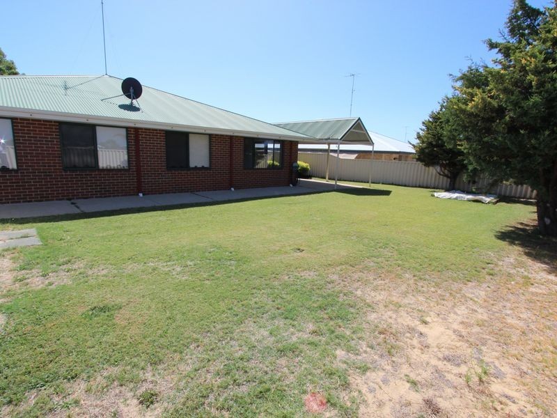 6 Scarab Court, Halls Head WA 6210