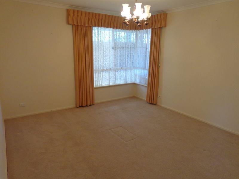 13 Fortescue Court, Dudley Park WA 6210