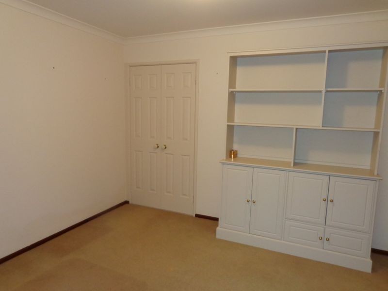 13 Fortescue Court, Dudley Park WA 6210