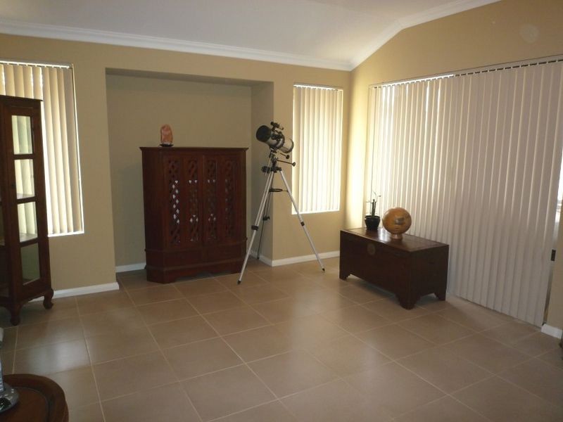 9 Scarab Court, Halls Head WA 6210