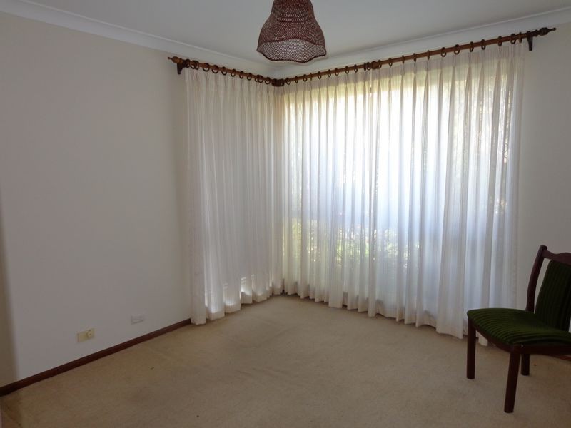 79 Glencoe Parade, Halls Head WA 6210