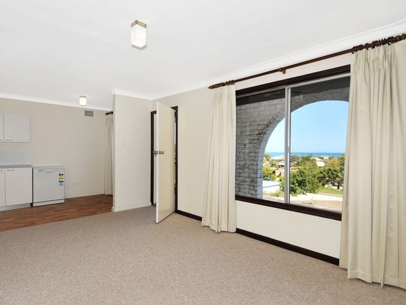 31 Selene Way, San Remo WA 6210