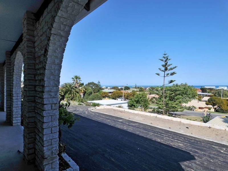 31 Selene Way, San Remo WA 6210