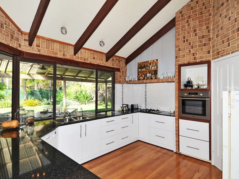 15 Nutbush Avenue, Falcon WA 6210