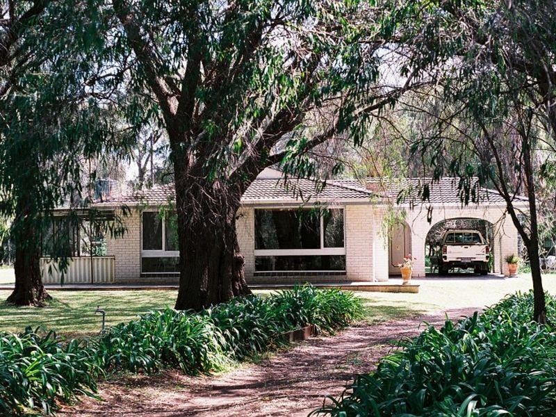 2776 Old Coast Rd, Lake Clifton WA 6215