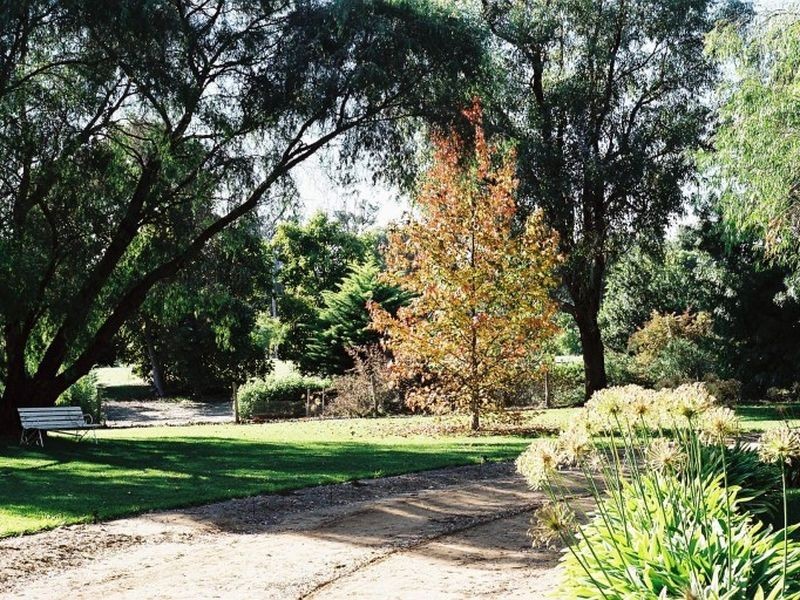 2776 Old Coast Rd, Lake Clifton WA 6215