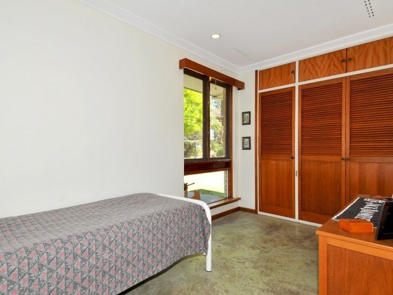 2776 Old Coast Rd, Lake Clifton WA 6215