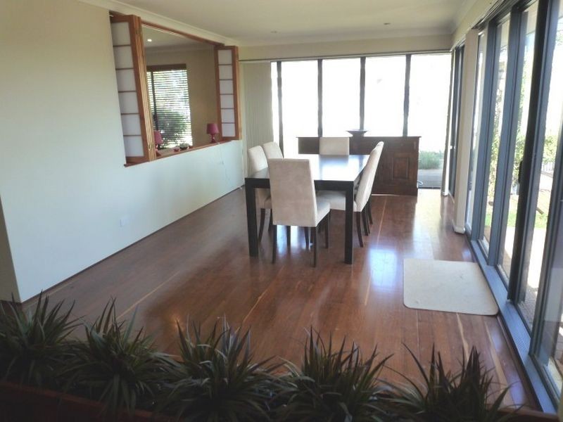 72 Pebble Beach Boulevarde, Meadow Springs WA 6210