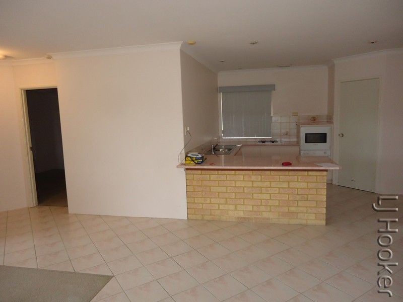 15 Mekong Way, Greenfields WA 6210