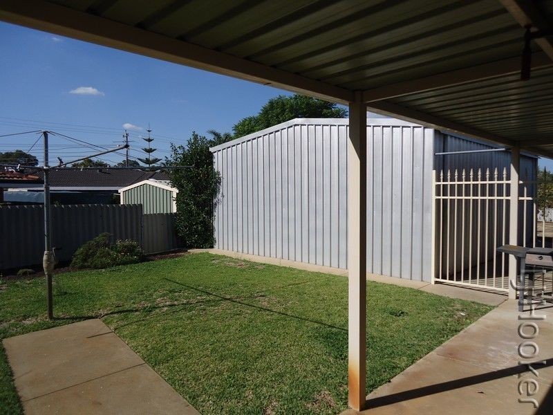 15 Mekong Way, Greenfields WA 6210