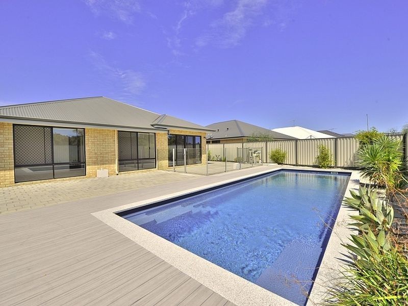 15 Eglinton Terrace, Dudley Park WA 6210