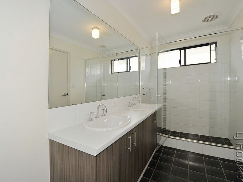 15 Eglinton Terrace, Dudley Park WA 6210