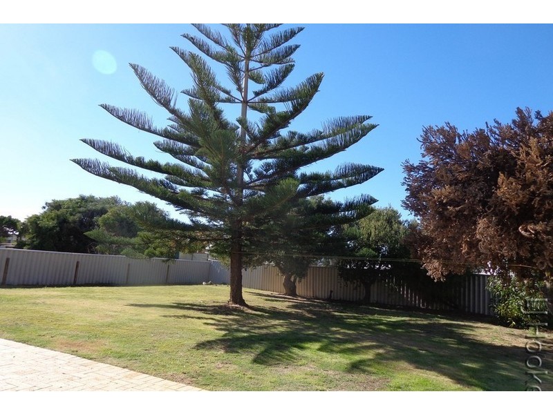 38 Sabina Drive, Madora Bay WA 6210