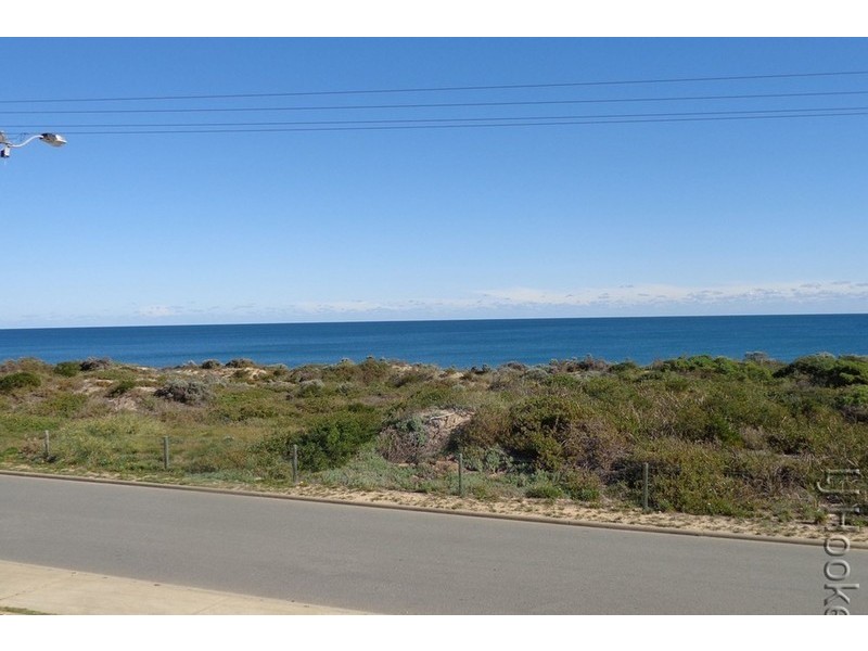 38 Sabina Drive, Madora Bay WA 6210