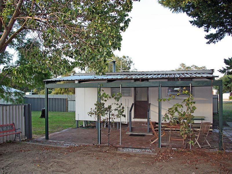 17 Beacham Street, Coodanup WA 6210