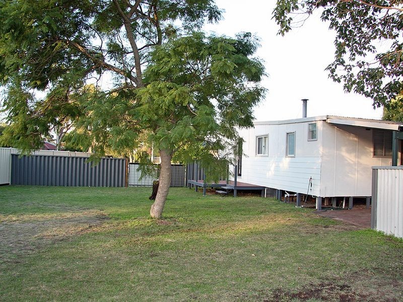 17 Beacham Street, Coodanup WA 6210