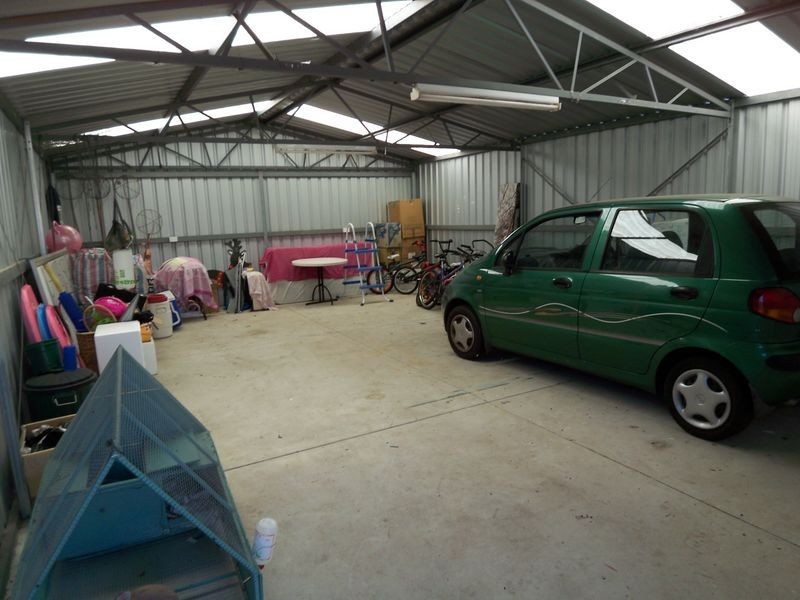 3 Gleneagles Place, Halls Head WA 6210
