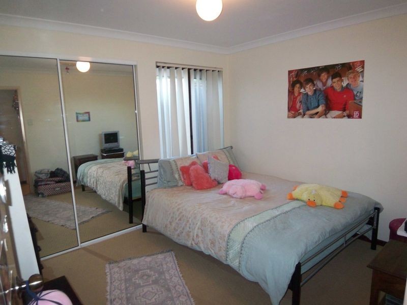 3 Gleneagles Place, Halls Head WA 6210