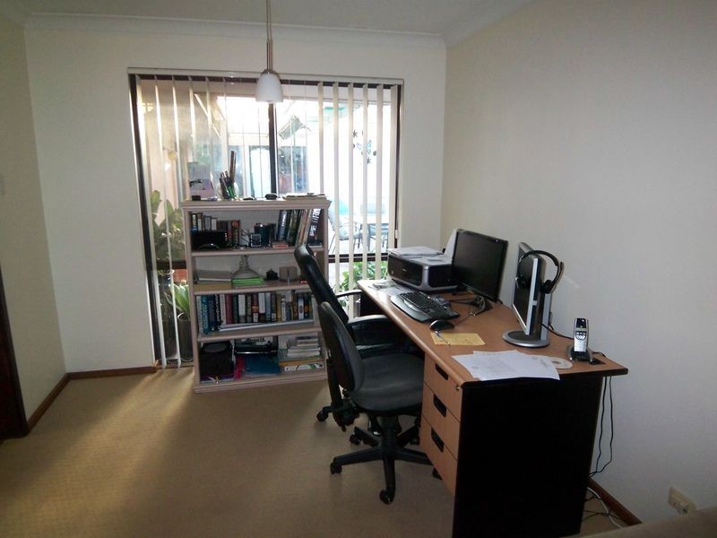 3 Gleneagles Place, Halls Head WA 6210
