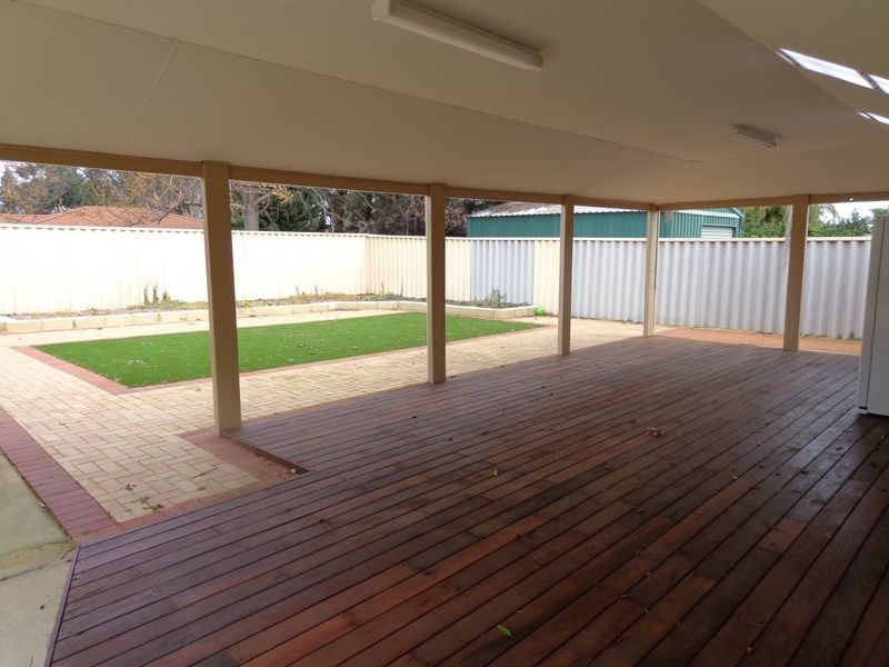 23 Lillystone Retreat, Erskine WA 6210