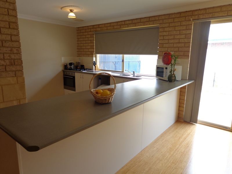 23 Lillystone Retreat, Erskine WA 6210