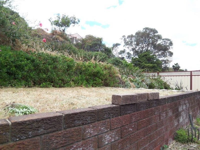 3 Murray Crescent, Halls Head WA 6210