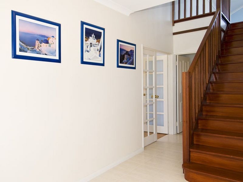 4 Howe Close, San Remo WA 6210