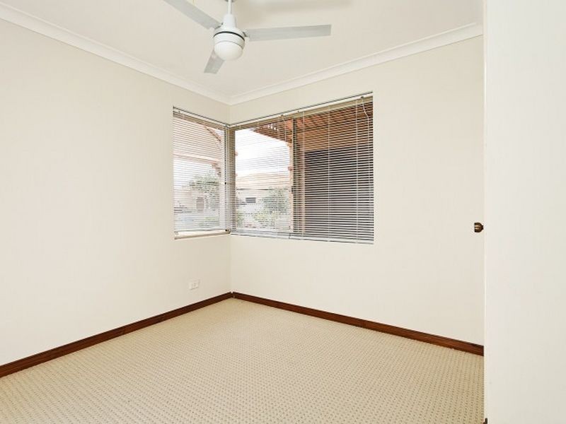 14 Cuvier Place, San Remo WA 6210