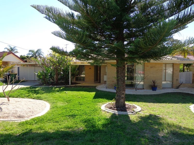 15 Windermere Way, Greenfields WA 6210