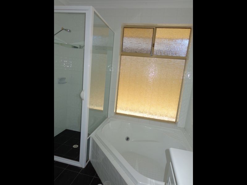 15 Windermere Way, Greenfields WA 6210