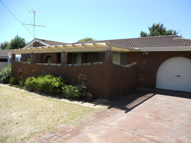 24 Luckhurst Drive, Mandurah WA 6210