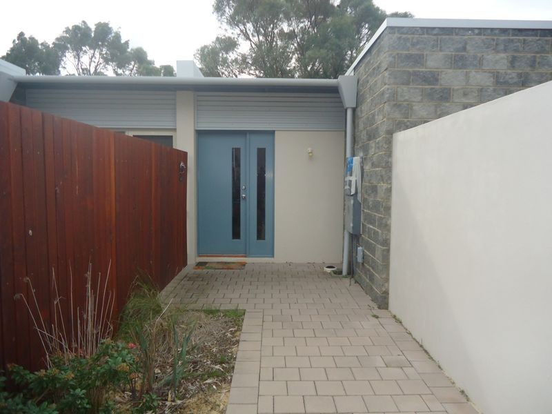 18/44 Golfers Retreat, Halls Head WA 6210