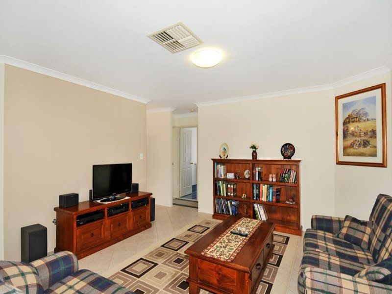 100 Willoughbridge Crescent, Erskine WA 6210