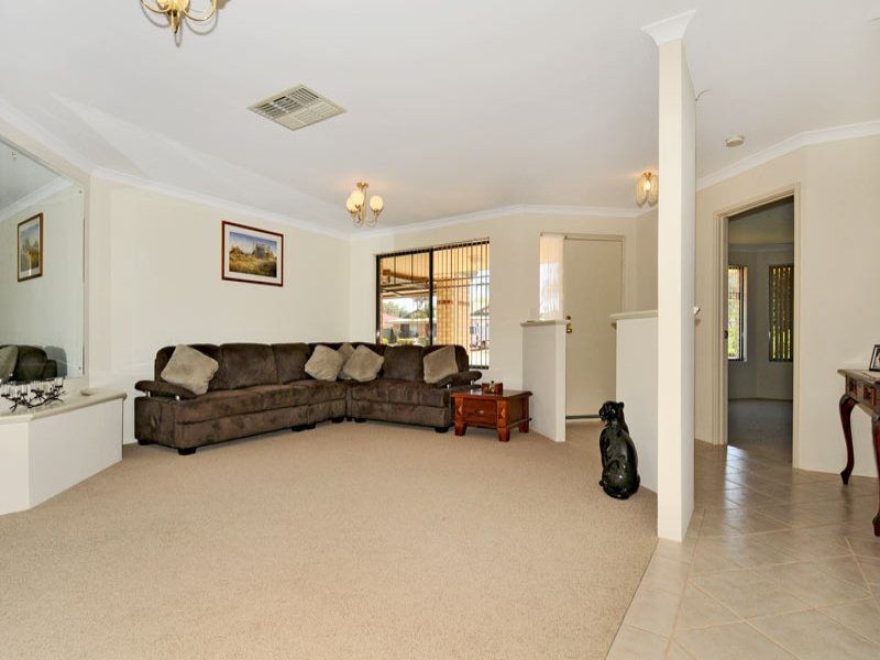 100 Willoughbridge Crescent, Erskine WA 6210