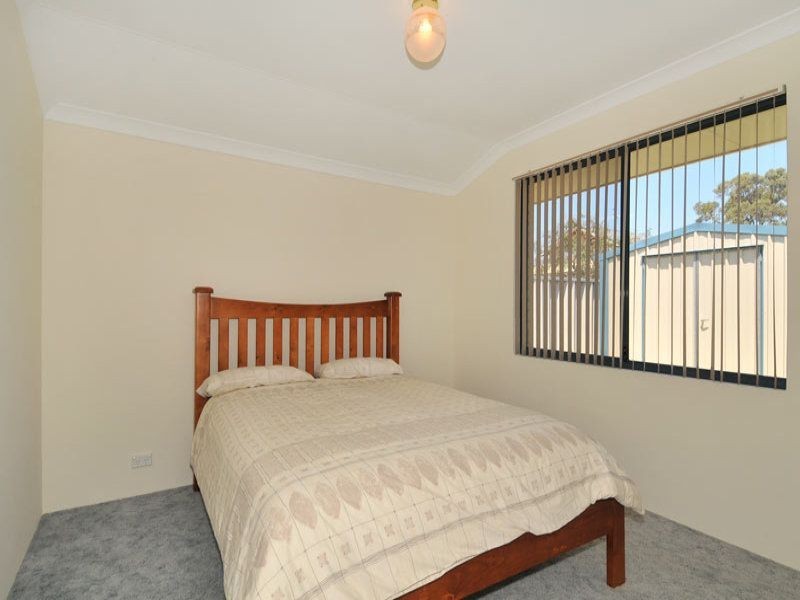 100 Willoughbridge Crescent, Erskine WA 6210