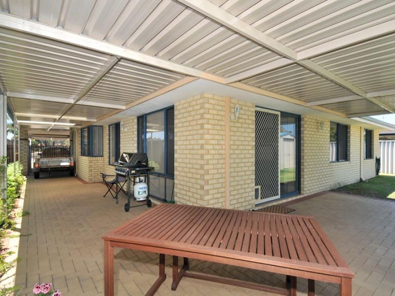 100 Willoughbridge Crescent, Erskine WA 6210